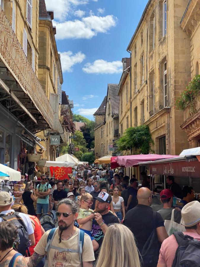 Les Flamboyants Apartment Sarlat-la-Caneda Bagian luar foto